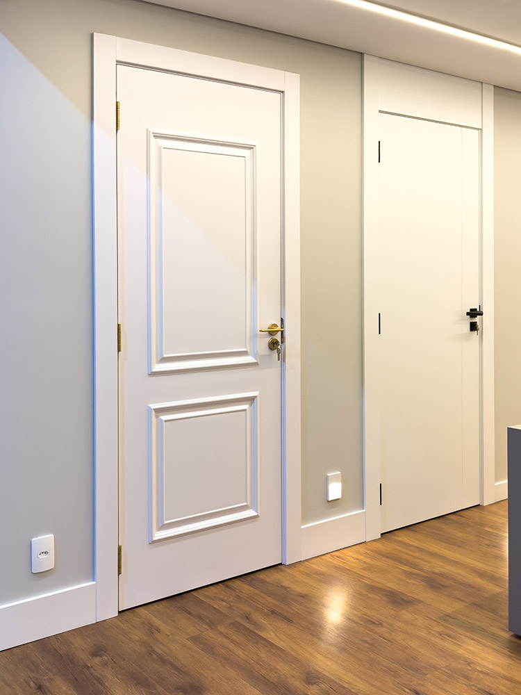 Porta TM Doors (Moldurada) Branca