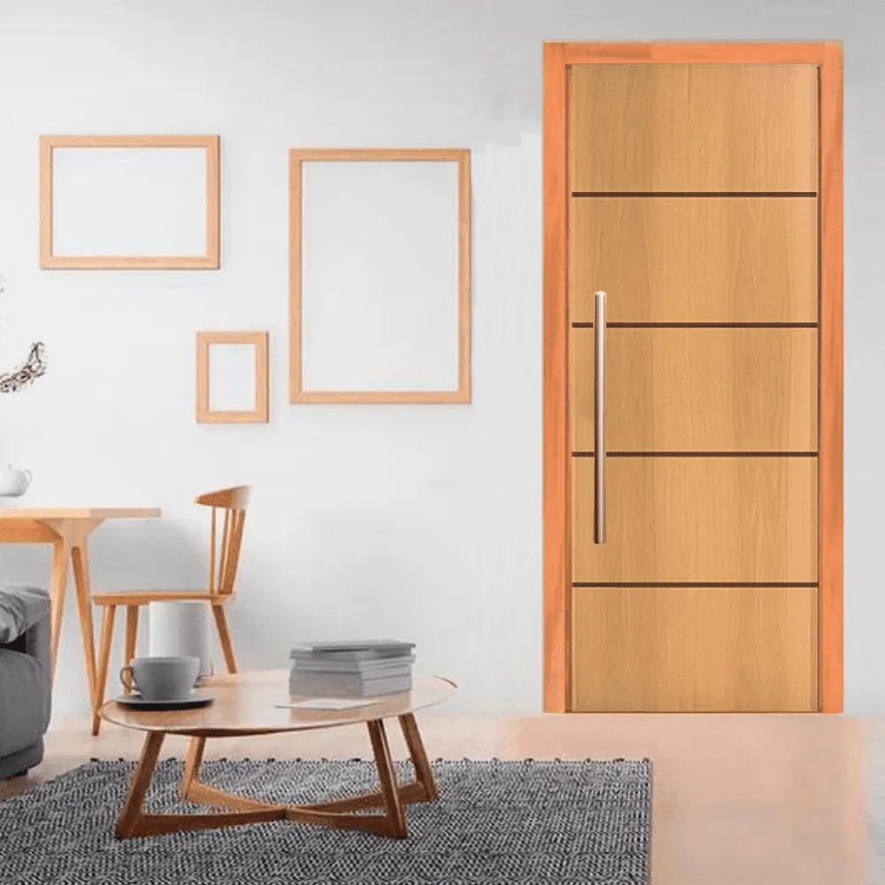 Porta 4 Frisos Laminada em Tauari