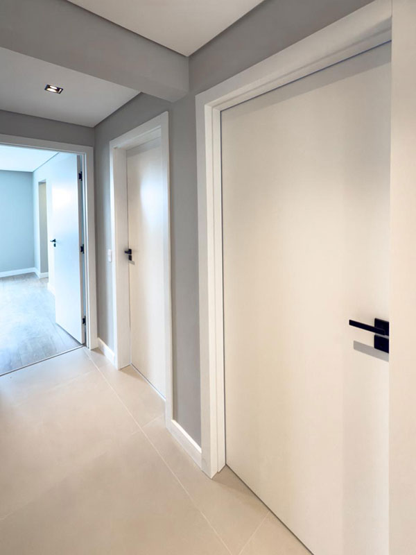Porta Interna Lisa Revestimento Branco Diamond