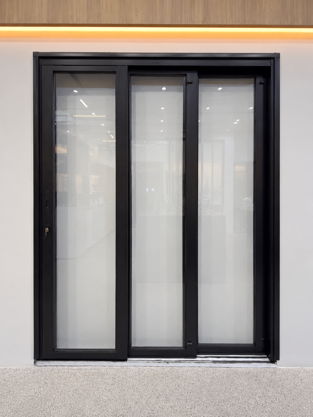 Porta de Correr Lateral de Alumínio 3 Folhas Móveis 235×250 – Lucasa Eccellente